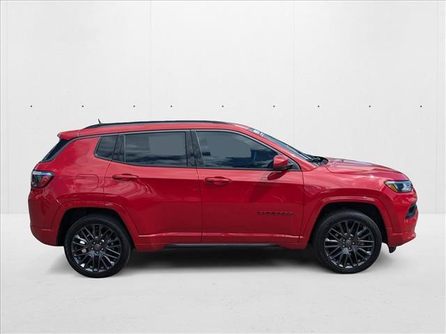 Photo of 2022 Redline Pearlcoat Jeep Compass