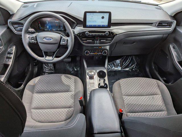 Photo of 2023 Oxford White Ford Escape