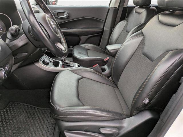Photo of 2020 White Clearcoat Jeep Compass