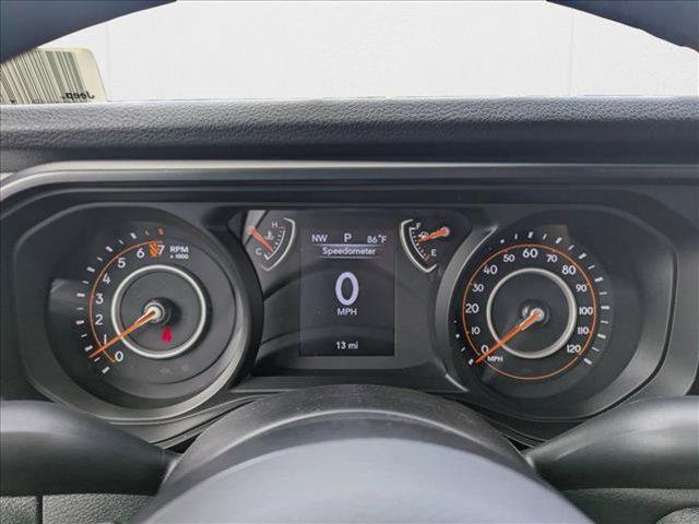 Photo of 2025 Granite Crystal Metallic Clearcoat Jeep Gladiator