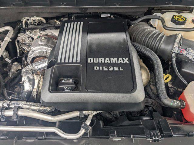 Photo of 2022 Summit White Chevrolet Silverado 1500