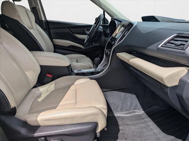 Photo of 2022 Crystal White Pearl Subaru Ascent