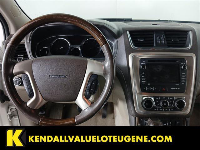 Photo of 2013 White Diamond Tricoat GMC Acadia