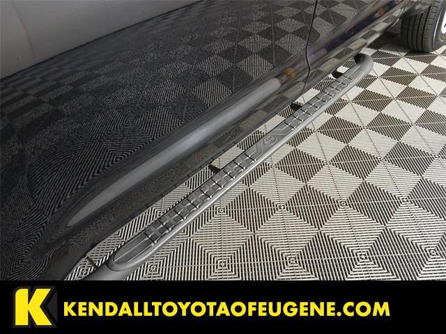 Photo of 2017 Black Toyota Tundra