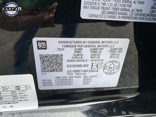 Photo of 2024 Onyx Black GMC Sierra 2500