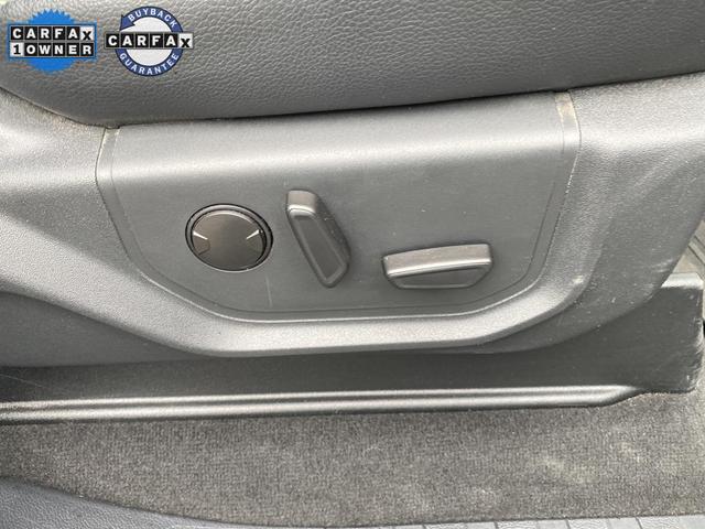 Photo of 2022 Oxford White Ford F-350