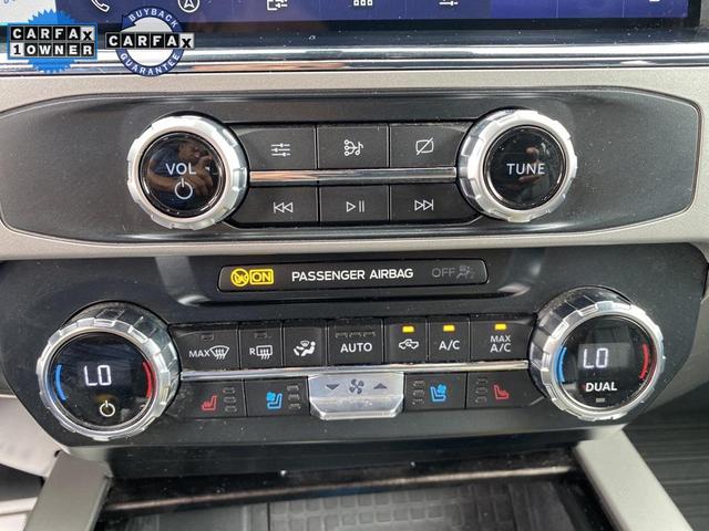 Photo of 2022 Oxford White Ford F-350