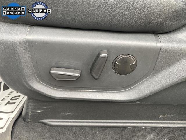 Photo of 2022 Oxford White Ford F-350
