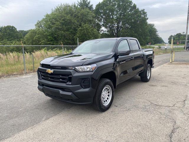 Photo of 2025 Black Chevrolet Colorado