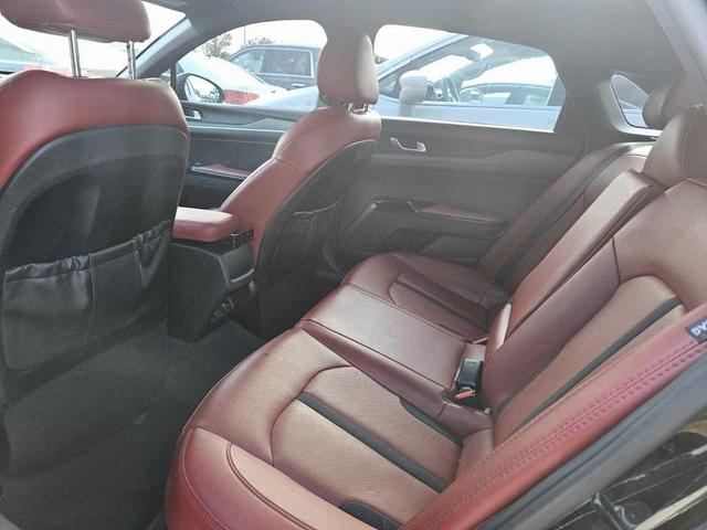 Photo of 2023 Ebony Black Kia K5