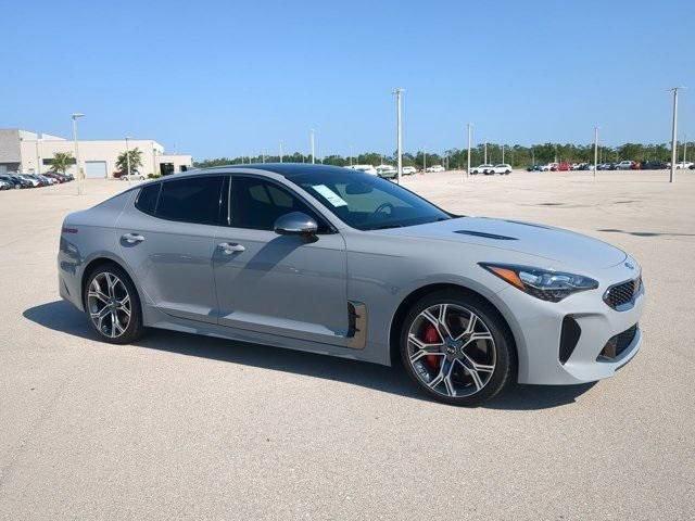 Photo of 2020 Ceramic Silver Kia Stinger