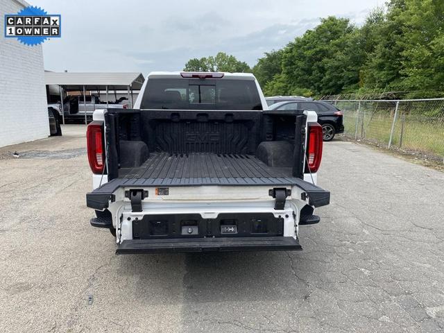 Photo of 2022 White Frost Tricoat GMC Sierra 1500