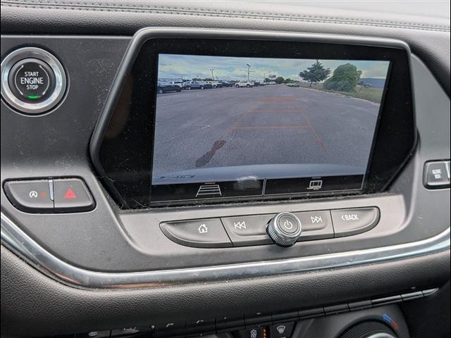 Photo of 2022 Silver Ice Metallic Chevrolet Blazer
