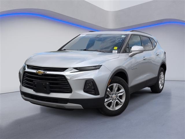 Photo of 2022 Silver Ice Metallic Chevrolet Blazer