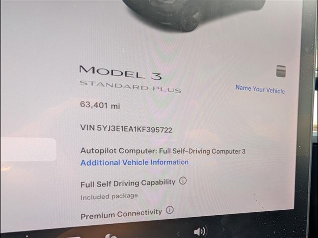 Photo of 2019 Black Tesla Model 3