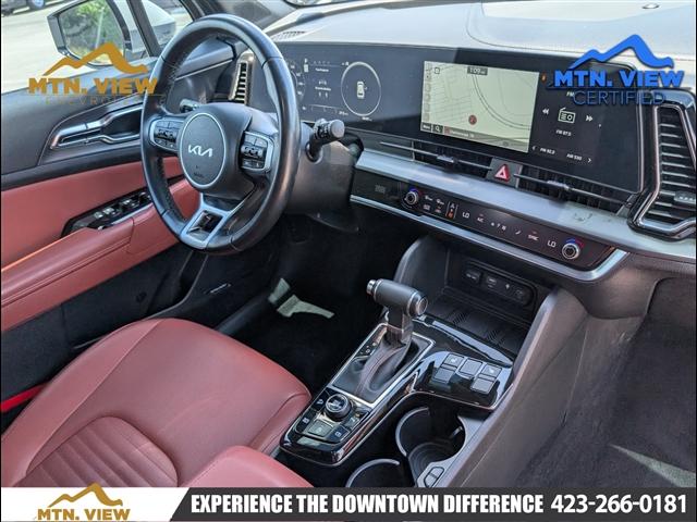 Photo of 2023 Wolf Gray Kia Sportage