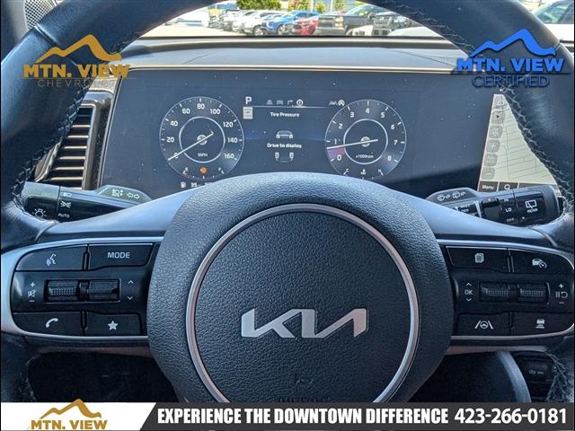 Photo of 2023 Wolf Gray Kia Sportage