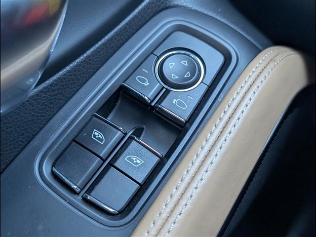 Photo of 2022 Red Porsche 718 Cayman