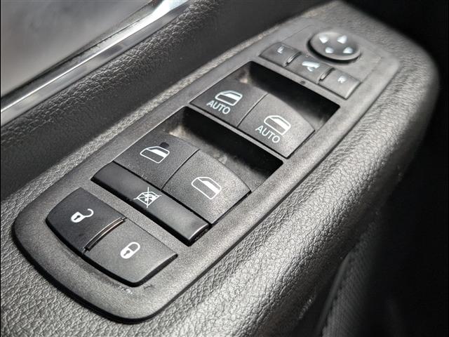 Photo of 2024 Patriot Blue Pearlcoat RAM 1500