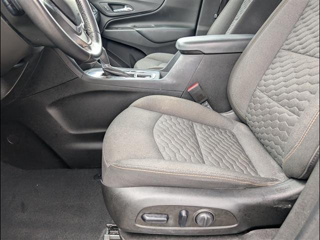 Photo of 2021 Black Metallic Chevrolet Equinox