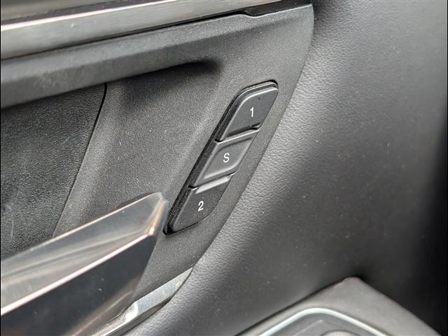 Photo of 2021 Granite Crystal Clearcoat Metallic RAM 1500