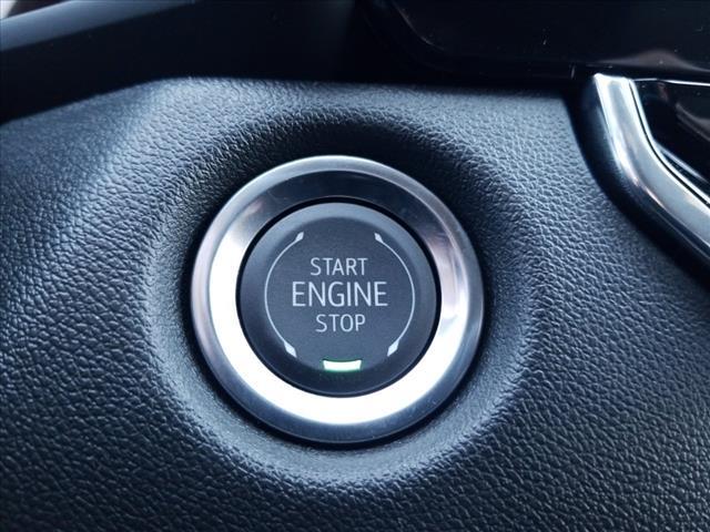 Photo of 2025 White Chevrolet Colorado