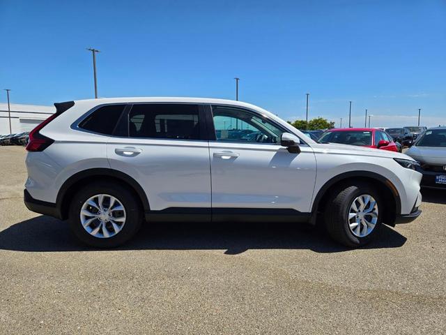 Photo of 2026 Platinum White Pearl Honda CR-V