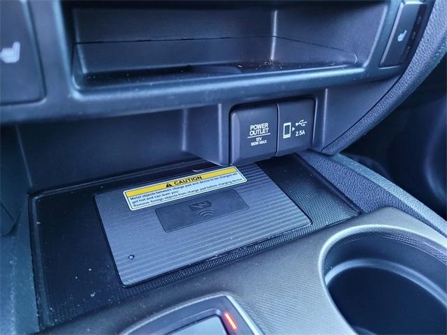 Photo of 2022 Black Honda Pilot