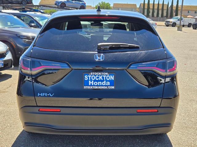 Photo of 2026 Crystal Black Pearl Honda HR-V