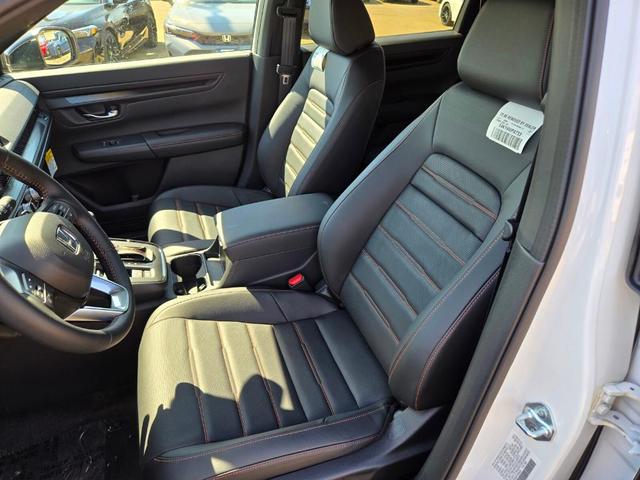 Photo of 2026 Platinum White Pearl Honda CR-V Hybrid