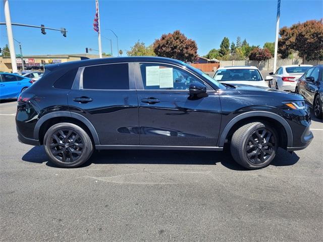 Photo of 2023 Black Honda HR-V