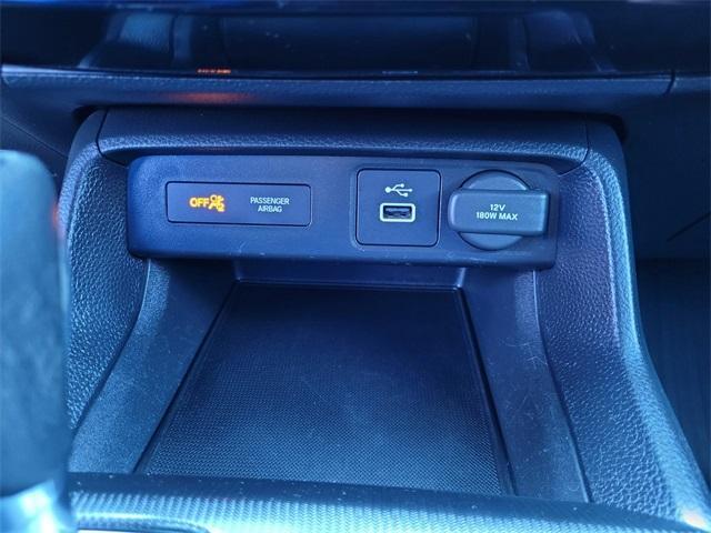 Photo of 2023 Platinum White Honda Civic