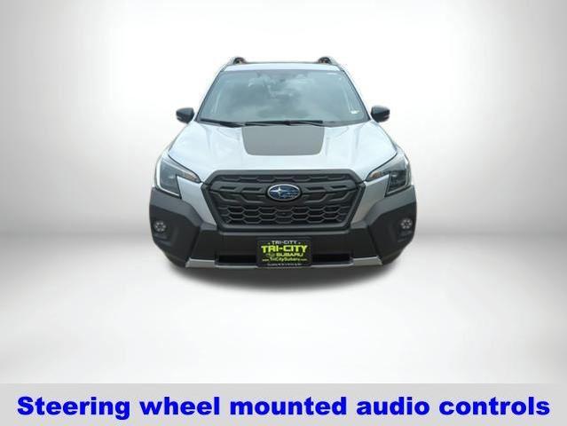 Photo of 2025 Ice Silver Subaru Forester
