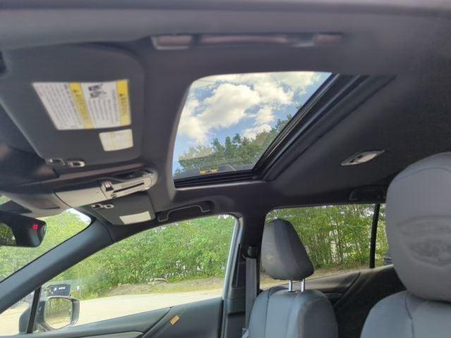 Photo of 2025 Crystal White Pearl Subaru Outback