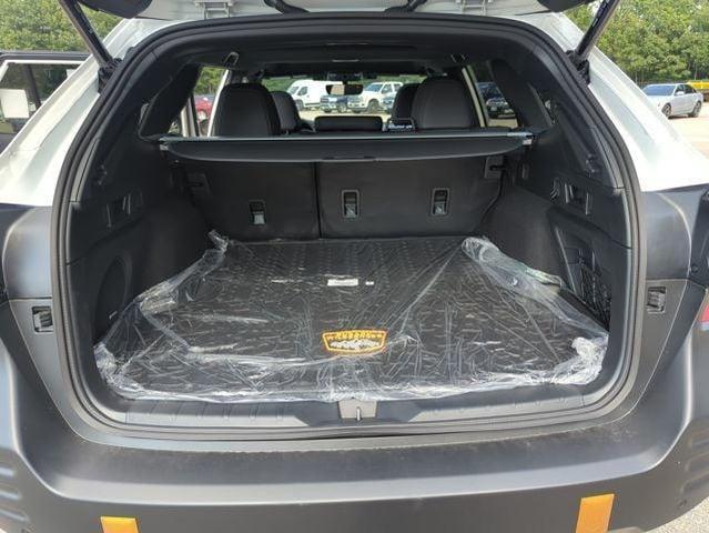 Photo of 2025 Crystal White Pearl Subaru Outback