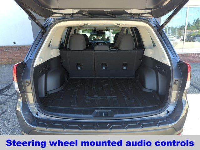 Photo of 2024 Magnetite Gray Metallic Subaru Forester