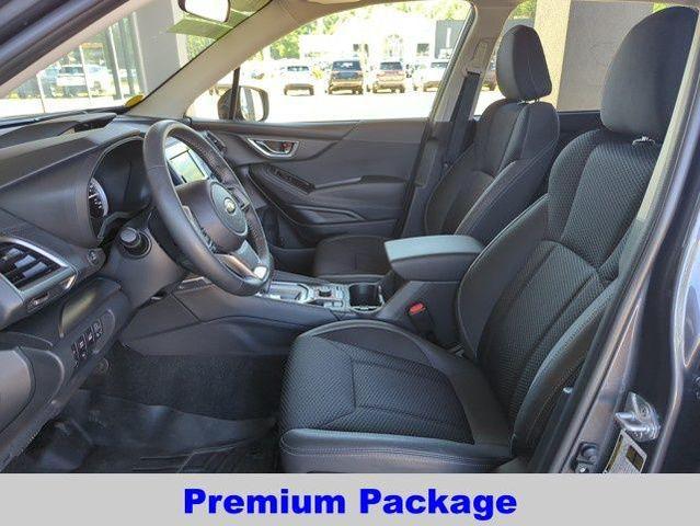 Photo of 2024 Magnetite Gray Metallic Subaru Forester