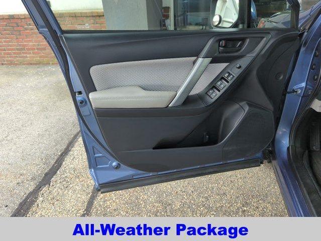 Photo of 2017 Quartz Blue Pearl Subaru Forester
