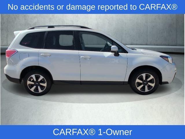 Photo of 2018 Crystal White Pearl Subaru Forester