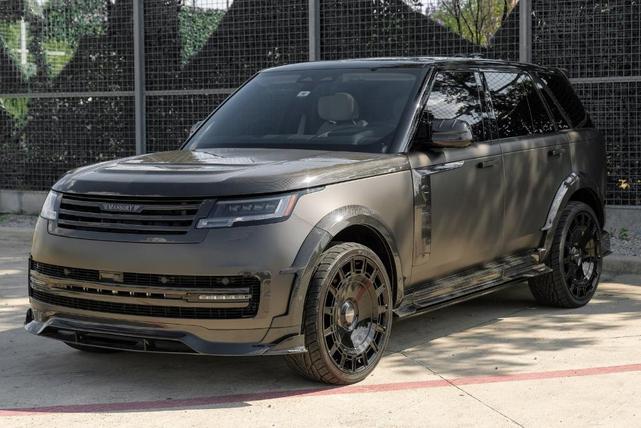 Photo of 2024 Ostuni Pearl White Land Rover Range Rover