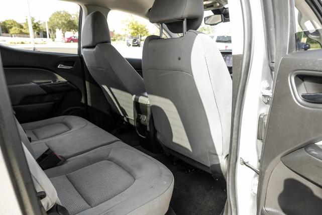 Photo of 2017 Silver Ice Metallic Chevrolet Colorado