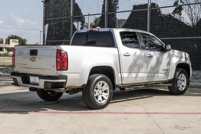 Photo of 2017 Silver Ice Metallic Chevrolet Colorado