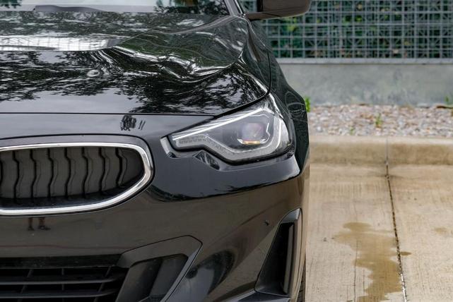 Photo of 2022 Jet Black BMW 230
