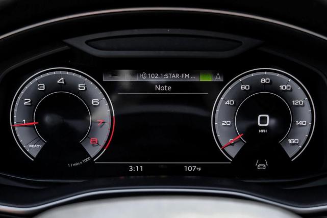 Photo of 2023 Mythos Black Metallic Audi Q7