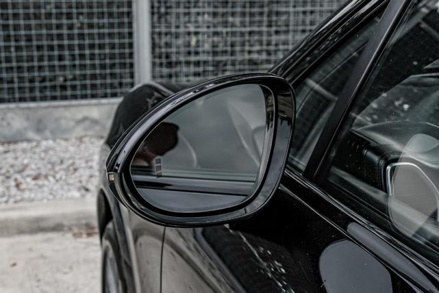 Photo of 2020 Black Porsche Cayenne