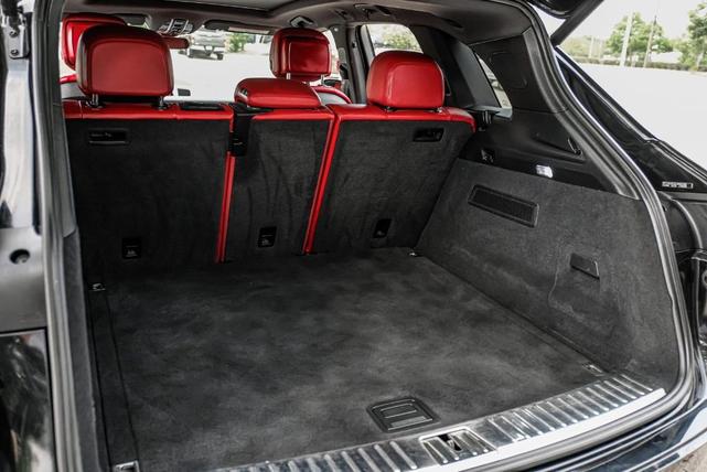 Photo of 2020 Black Porsche Cayenne