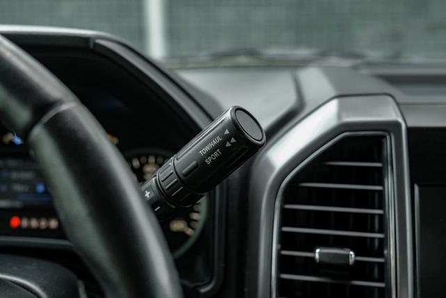 Photo of 2017 Magnetic Ford F-150