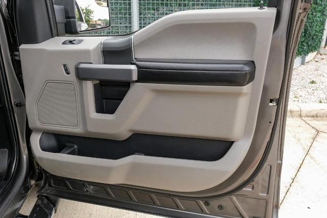 Photo of 2017 Magnetic Ford F-150