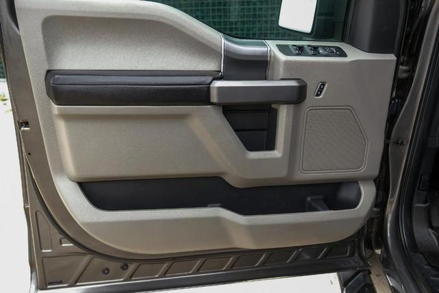 Photo of 2017 Magnetic Ford F-150
