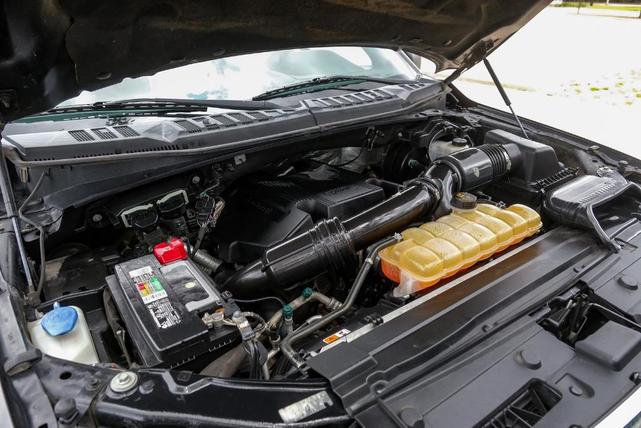 Photo of 2017 Magnetic Ford F-150